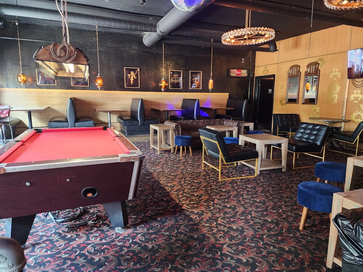 Horseshoe Lounge